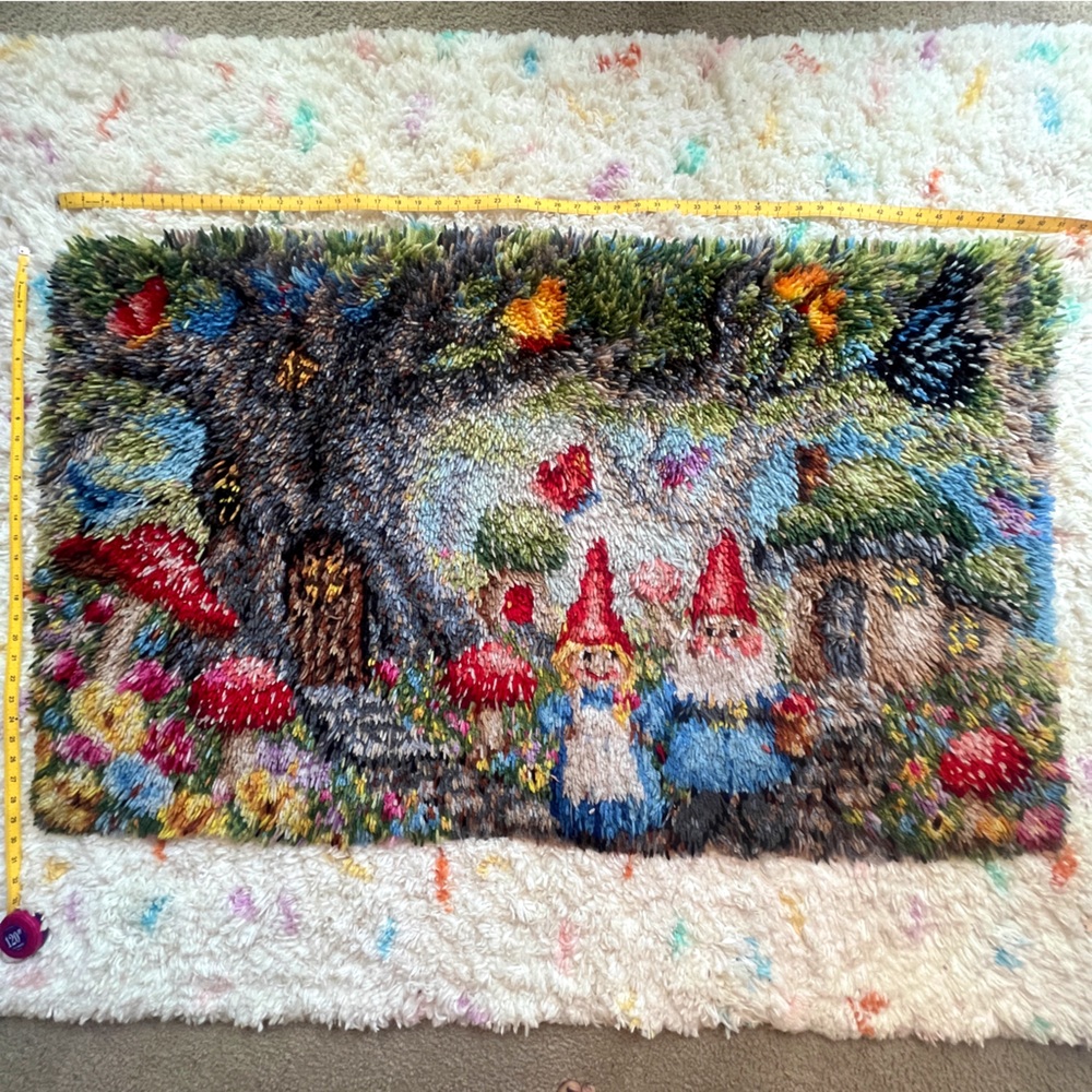Amazing Gnome Garden Scene Vintage Cottagecore Latchhook 50x30" Rug/Wall Hanging